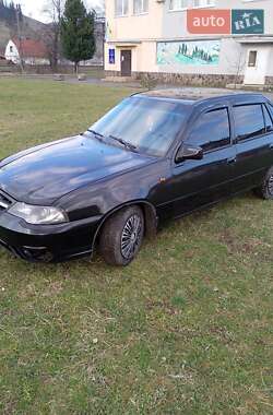 Седан Daewoo Nexia 2011 в 