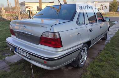 Седан Daewoo Nexia 2006 в Долине