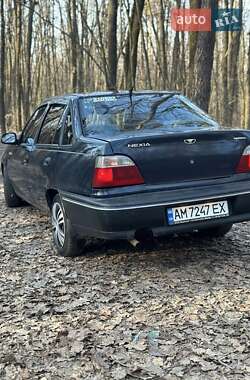 Седан Daewoo Nexia 2007 в 