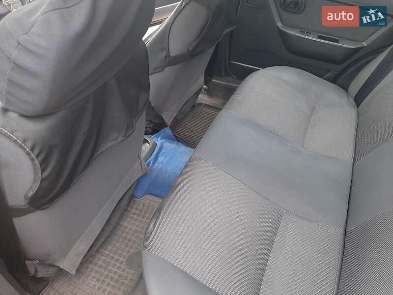 Седан Daewoo Nexia 2012 в Києві