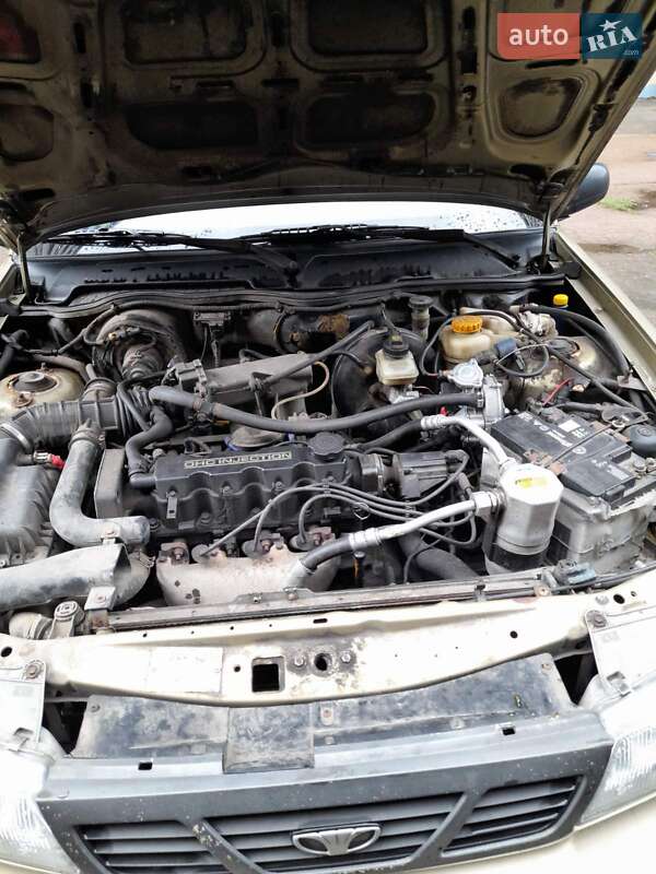 Седан Daewoo Nexia 2006 в Киеве