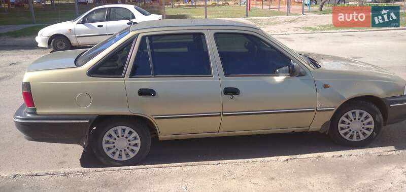 Седан Daewoo Nexia 2007 в Каменском