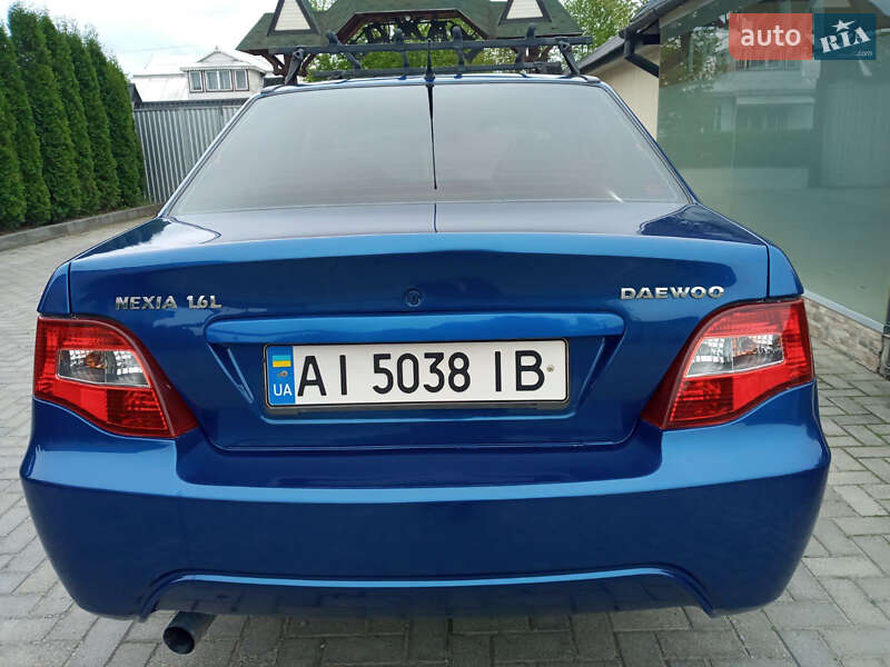 Седан Daewoo Nexia 2010 в Косове