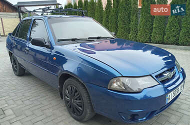 Седан Daewoo Nexia 2010 в 