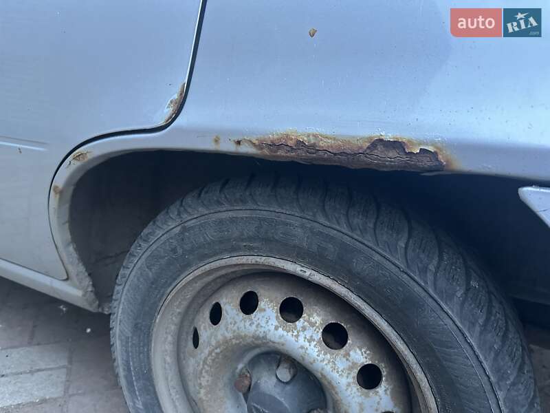 Седан Daewoo Nexia 2011 в Луцьку