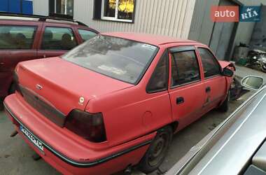 Седан Daewoo Nexia 2004 в 