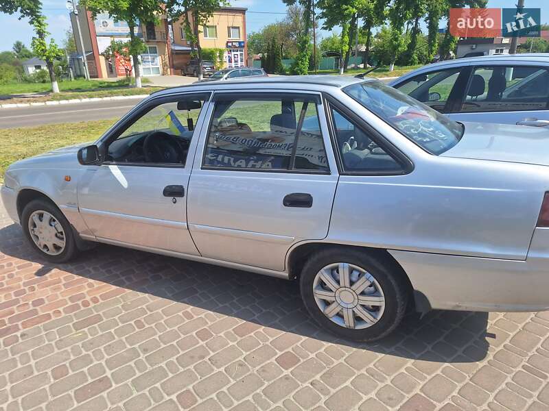 Седан Daewoo Nexia 2011 в Переяславе