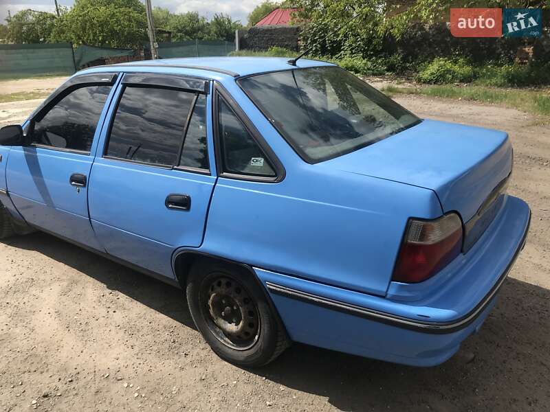 Седан Daewoo Nexia 2006 в Виннице