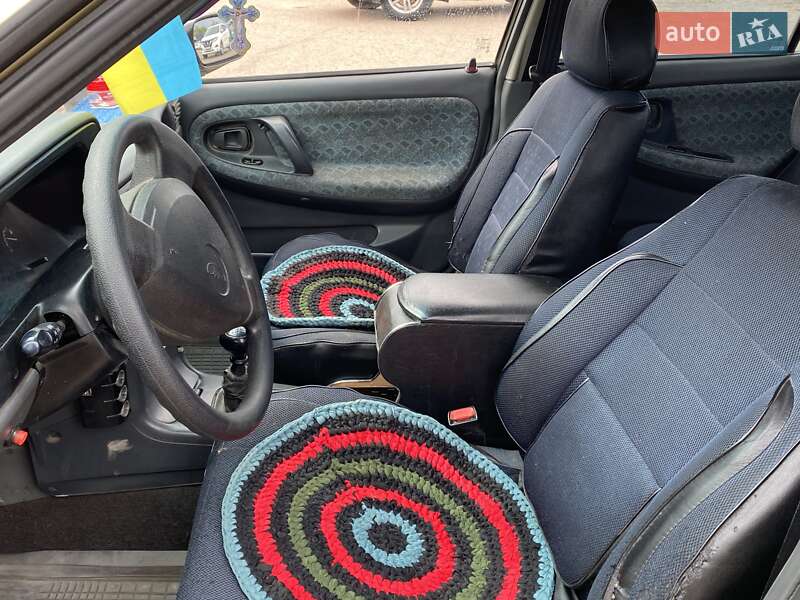 Седан Daewoo Nexia 2007 в Одессе