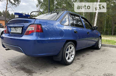 Седан Daewoo Nexia 2008 в Киеве