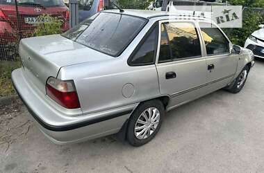 Седан Daewoo Nexia 2006 в Нежине