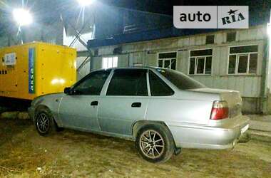 Седан Daewoo Nexia 2006 в Сараті