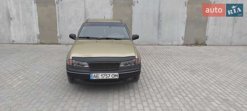 Седан Daewoo Nexia 2008 в Каменском