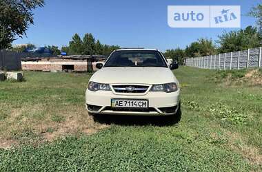 Седан Daewoo Nexia 2008 в Днепре