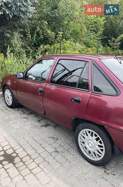 Седан Daewoo Nexia 2008 в 