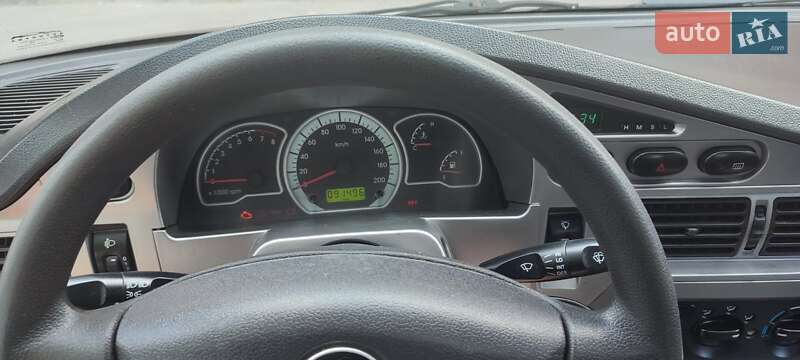 Седан Daewoo Nexia 2010 в Тернополе