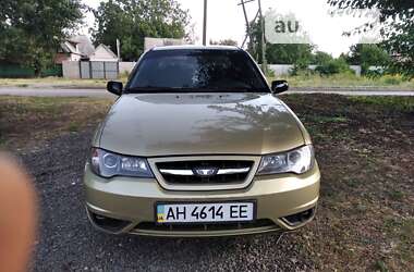 Седан Daewoo Nexia 2008 в Краматорске