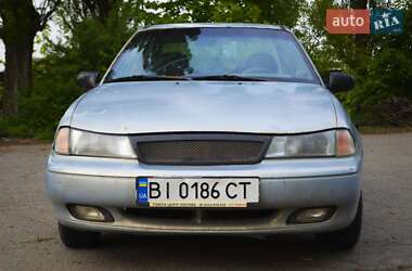 Седан Daewoo Nexia 1998 в Полтаве