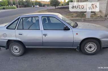 Седан Daewoo Nexia 1995 в Запоріжжі