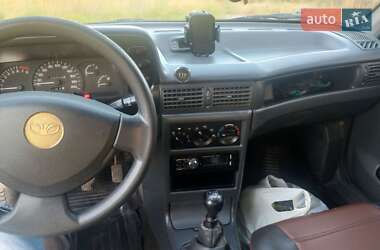 Седан Daewoo Nexia 2006 в 