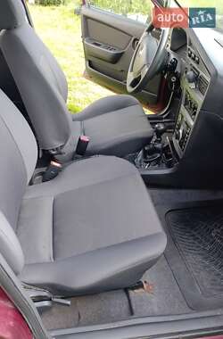 Седан Daewoo Nexia 2008 в 