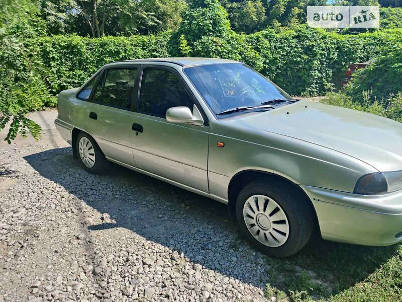 Седан Daewoo Nexia 2006 в Днепре