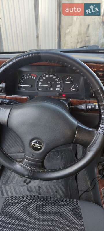 Седан Daewoo Nexia 1997 в Городенке