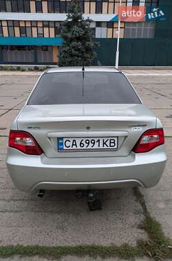 Седан Daewoo Nexia 2008 в 