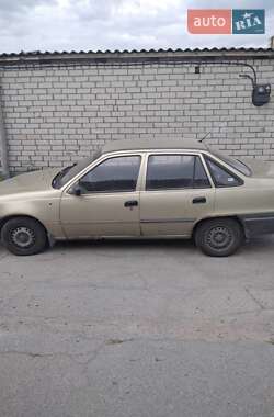 Седан Daewoo Nexia 2007 в 