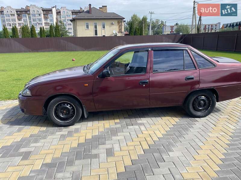 Седан Daewoo Nexia 2010 в Петропавлівській Борщагівці