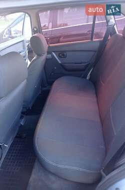 Седан Daewoo Nexia 2012 в 