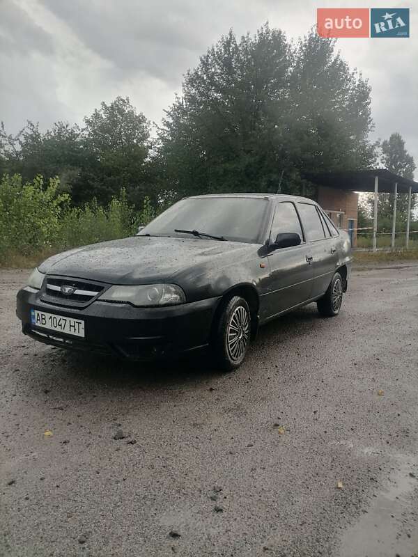 Седан Daewoo Nexia 2011 в Литине