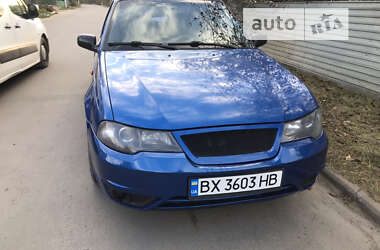 Седан Daewoo Nexia 2012 в Хмельницькому