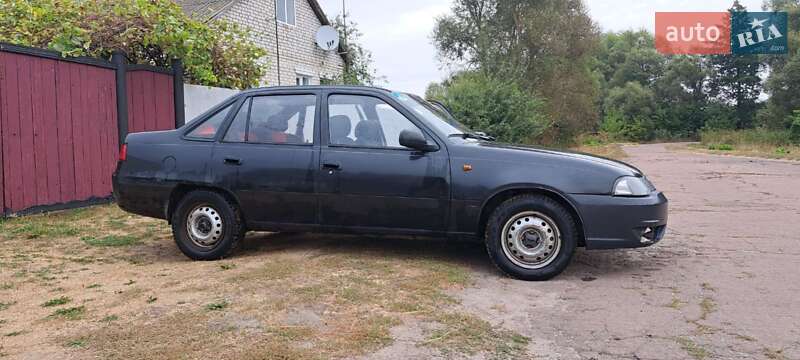 Седан Daewoo Nexia 2010 в Кролевце