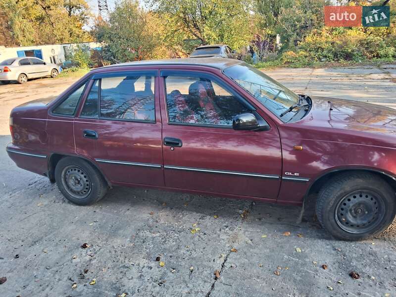 Седан Daewoo Nexia 2008 в Киеве