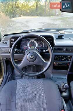 Седан Daewoo Nexia 2007 в 