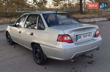 Седан Daewoo Nexia 2008 в Николаеве