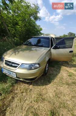 Седан Daewoo Nexia 2008 в Днепре