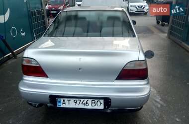 Седан Daewoo Nexia 1995 в Коломые