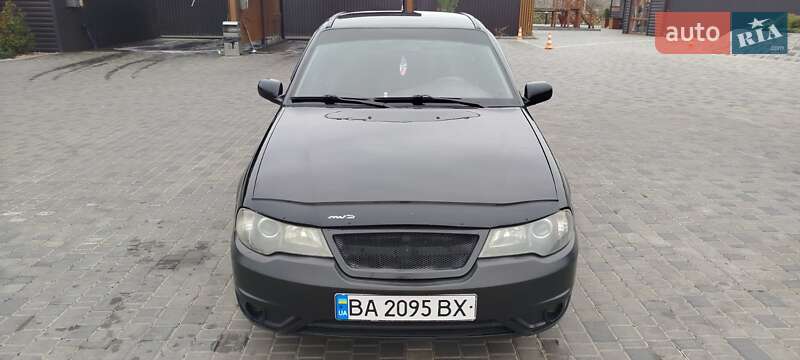 Седан Daewoo Nexia 2011 в Новоукраинке