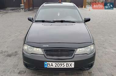 Седан Daewoo Nexia 2011 в 