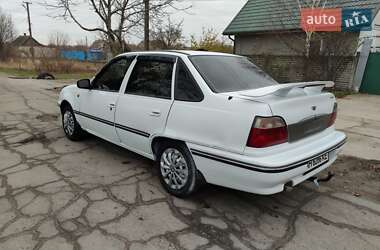 Седан Daewoo Nexia 2004 в Новомосковске