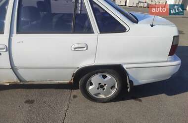 Седан Daewoo Nexia 1997 в Днепре