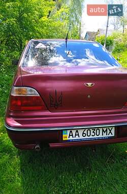 Седан Daewoo Nexia 2006 в 