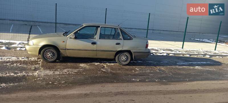 Седан Daewoo Nexia 2007 в Киеве