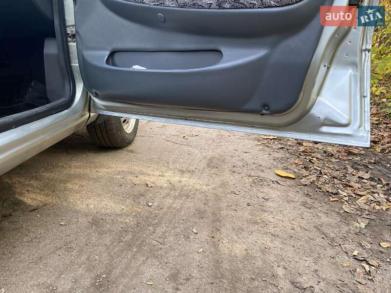 Седан Daewoo Nexia 2005 в Днепре