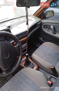 Седан Daewoo Nexia 2008 в 