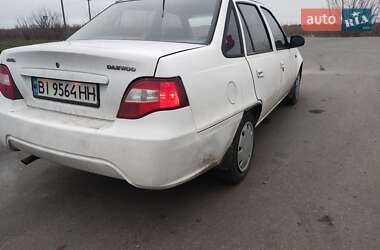 Седан Daewoo Nexia 2008 в Кременчуці