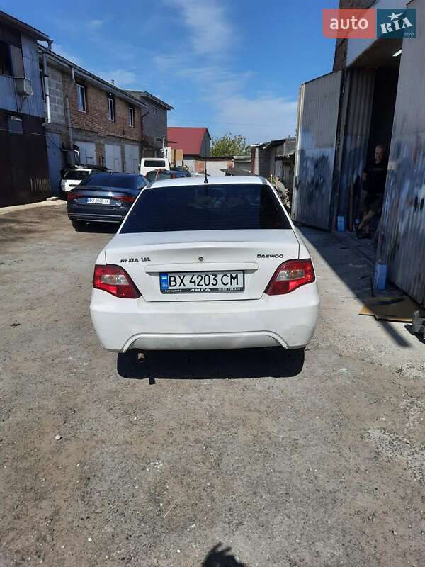 Седан Daewoo Nexia 2012 в Хмельницькому