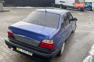 Седан Daewoo Nexia 2007 в Львове